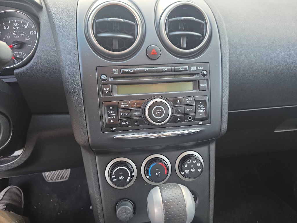 2013 Nissan Rogue Image 6
