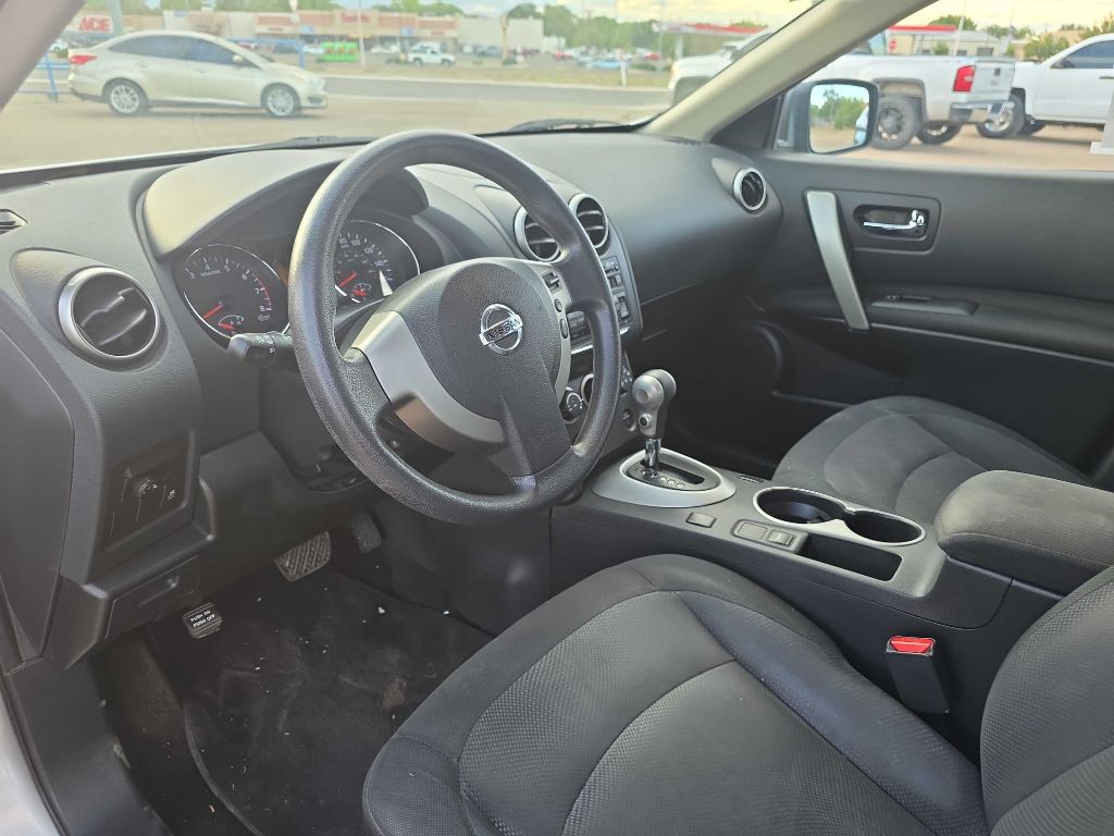 2013 Nissan Rogue Image 10