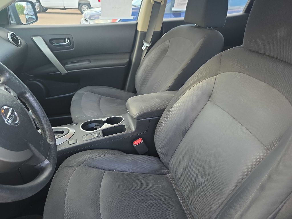2013 Nissan Rogue Image 11
