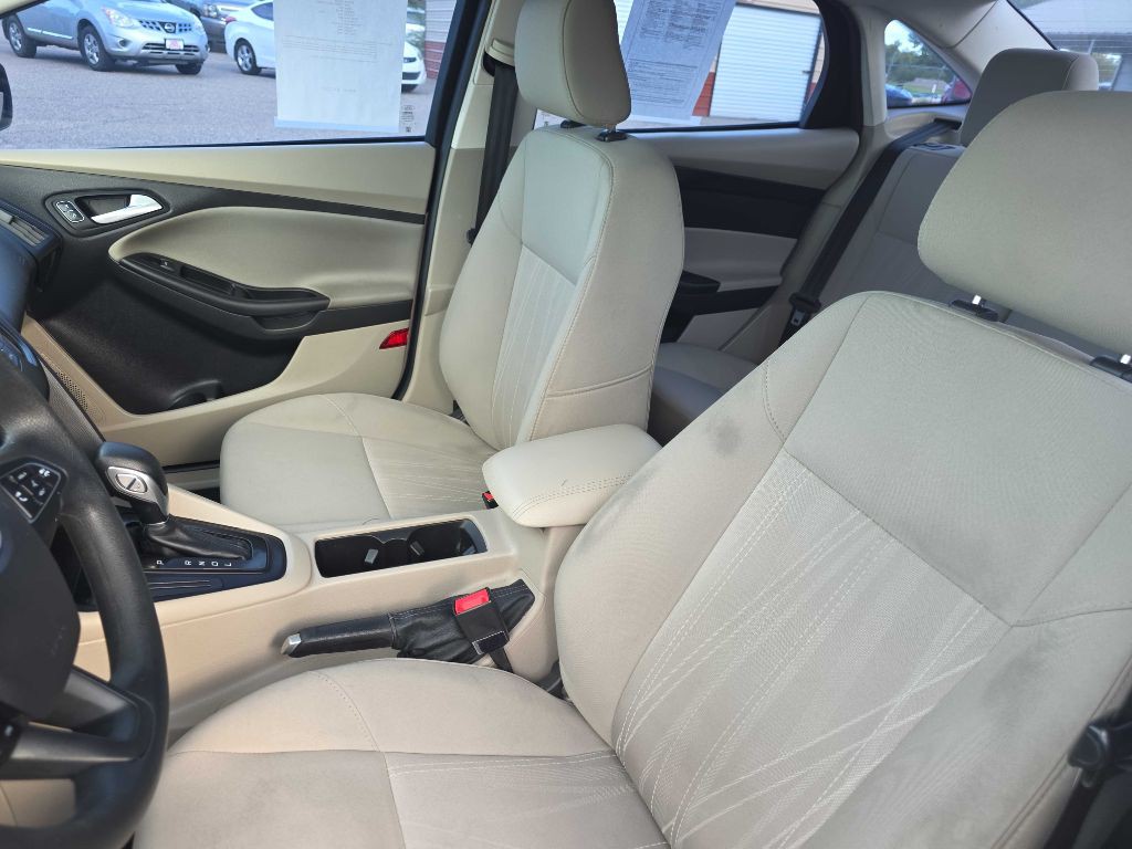 2018 Ford Focus Image 10