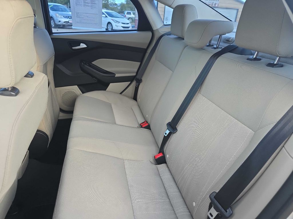 2018 Ford Focus Image 11