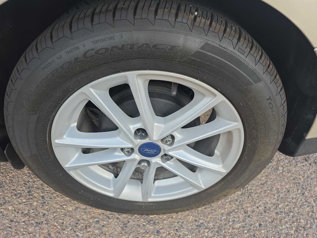 2018 Ford Focus Image 12
