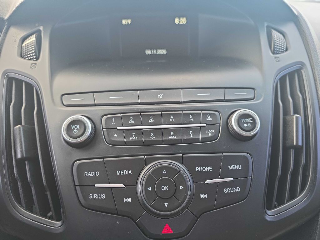 2018 Ford Focus Image 7