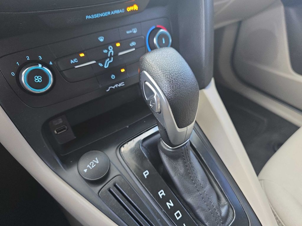 2018 Ford Focus Image 8