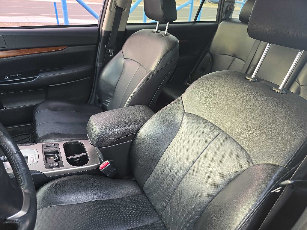 2014 Subaru Outback Image 11