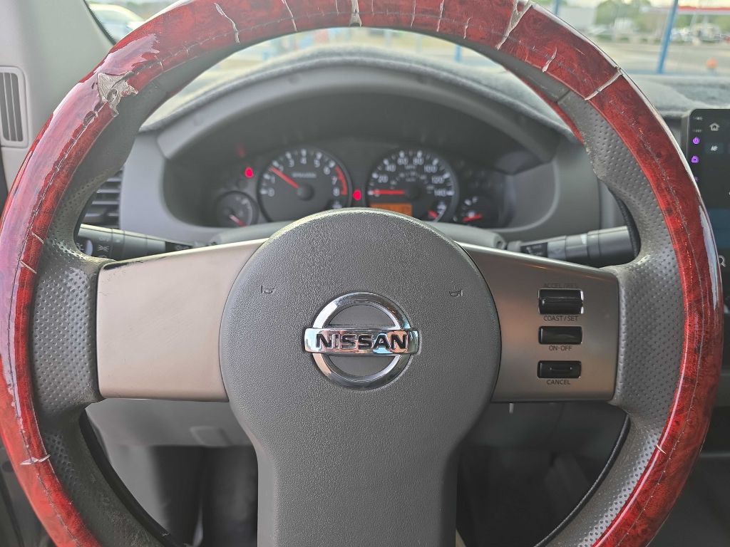 2008 Nissan Frontier Image 4