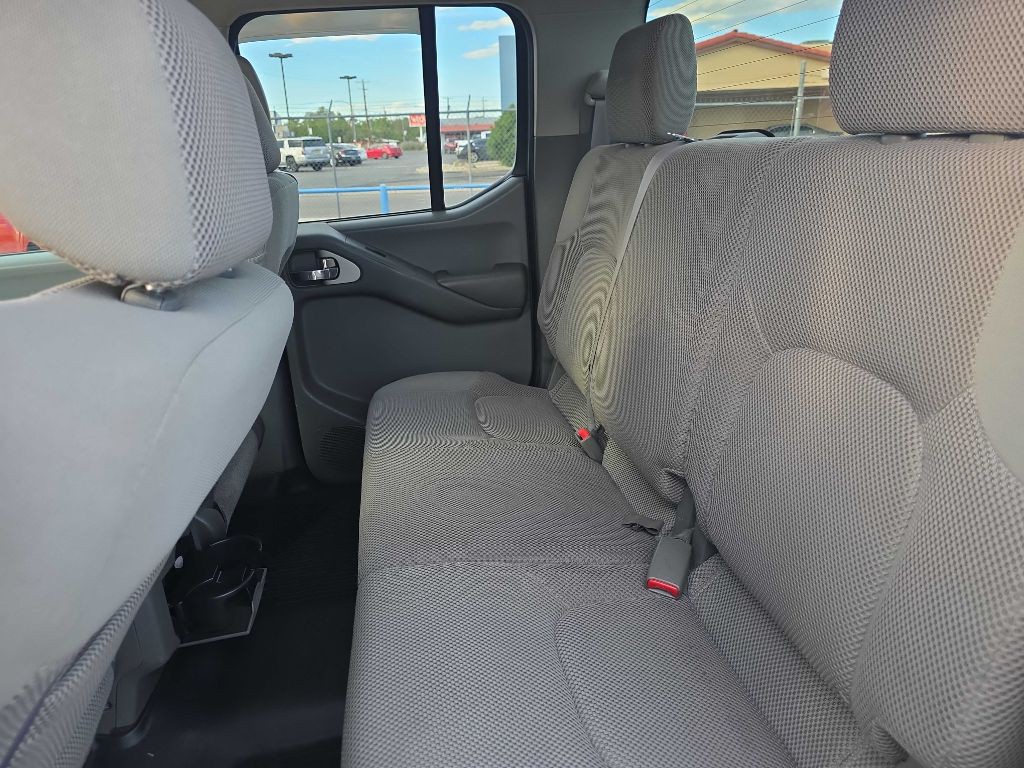 2008 Nissan Frontier Image 12