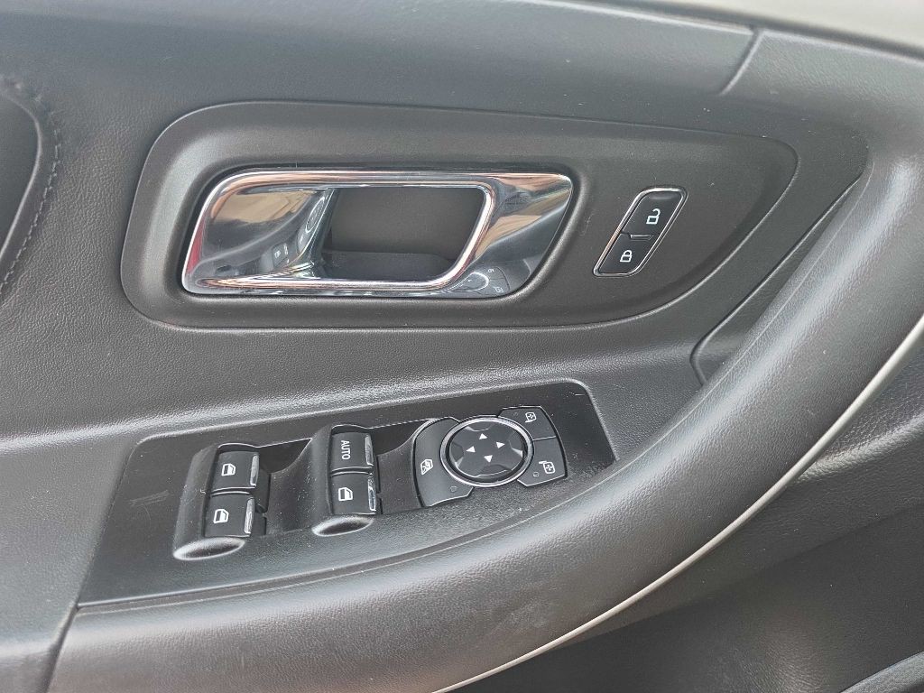 2014 Ford Taurus Image 9
