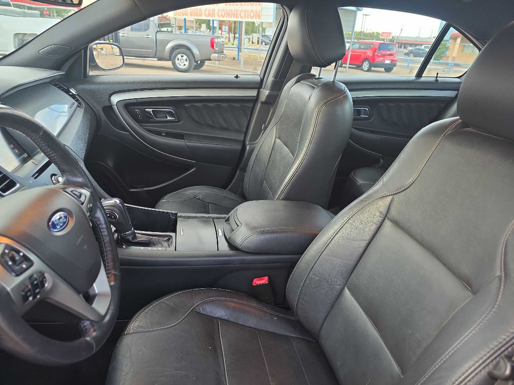 2014 Ford Taurus Image 11