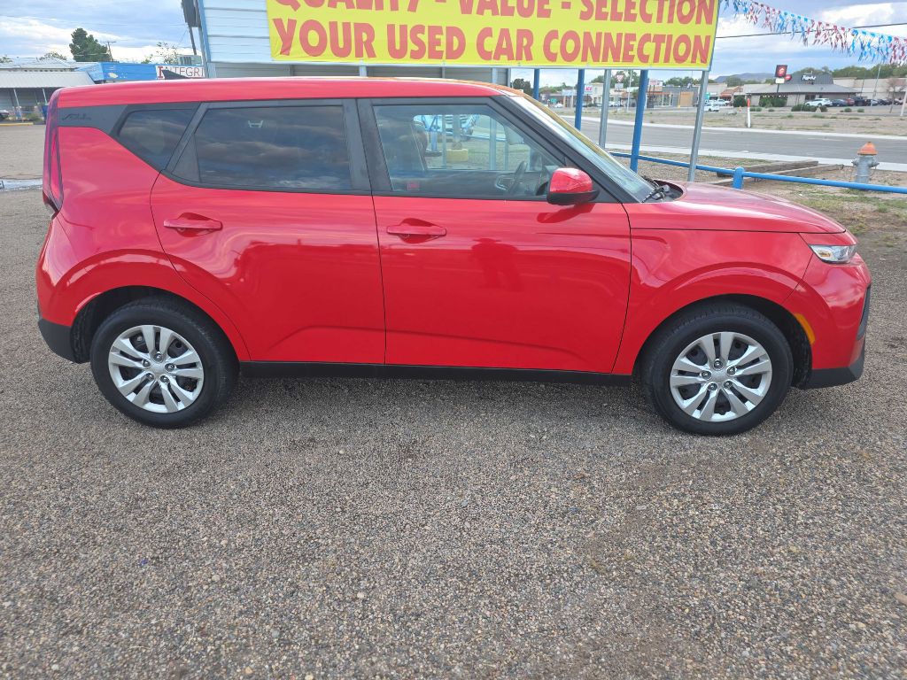 2020 Kia Soul Image 2