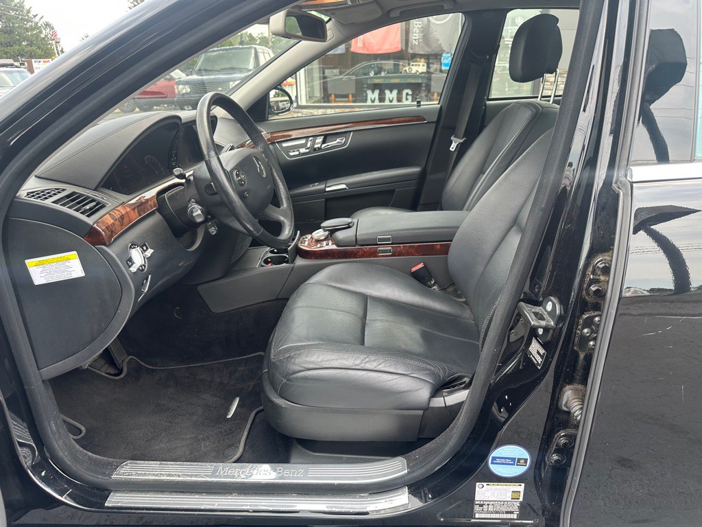 2007 Mercedes-Benz S-Class Image 12