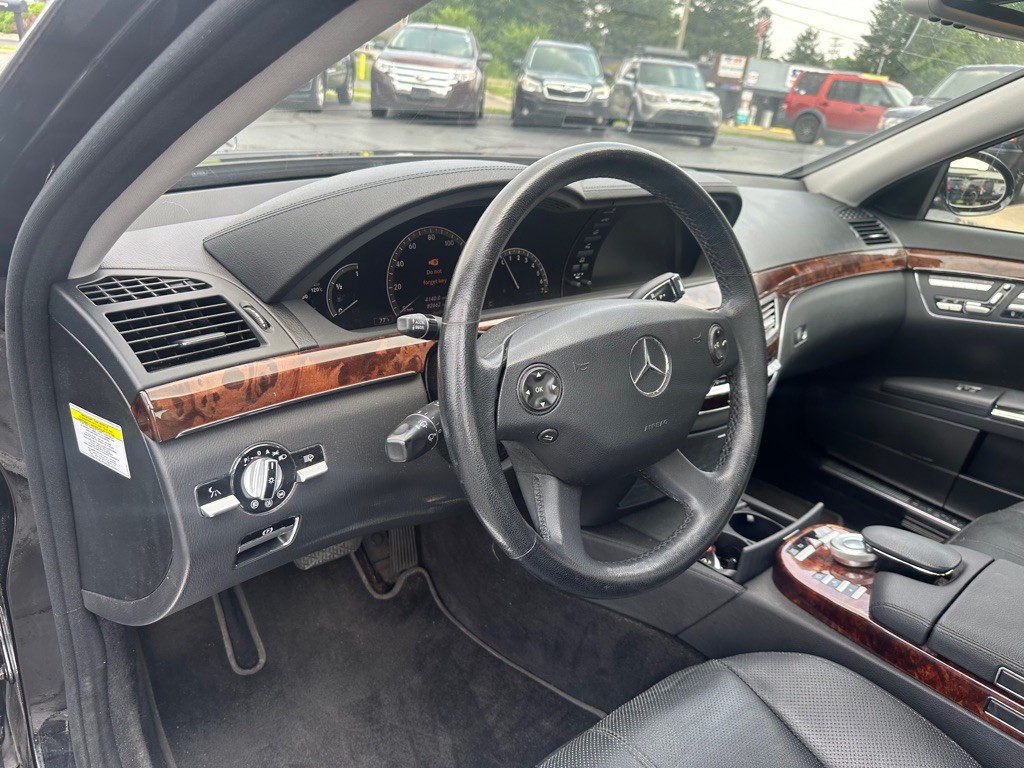 2007 Mercedes-Benz S-Class Image 13