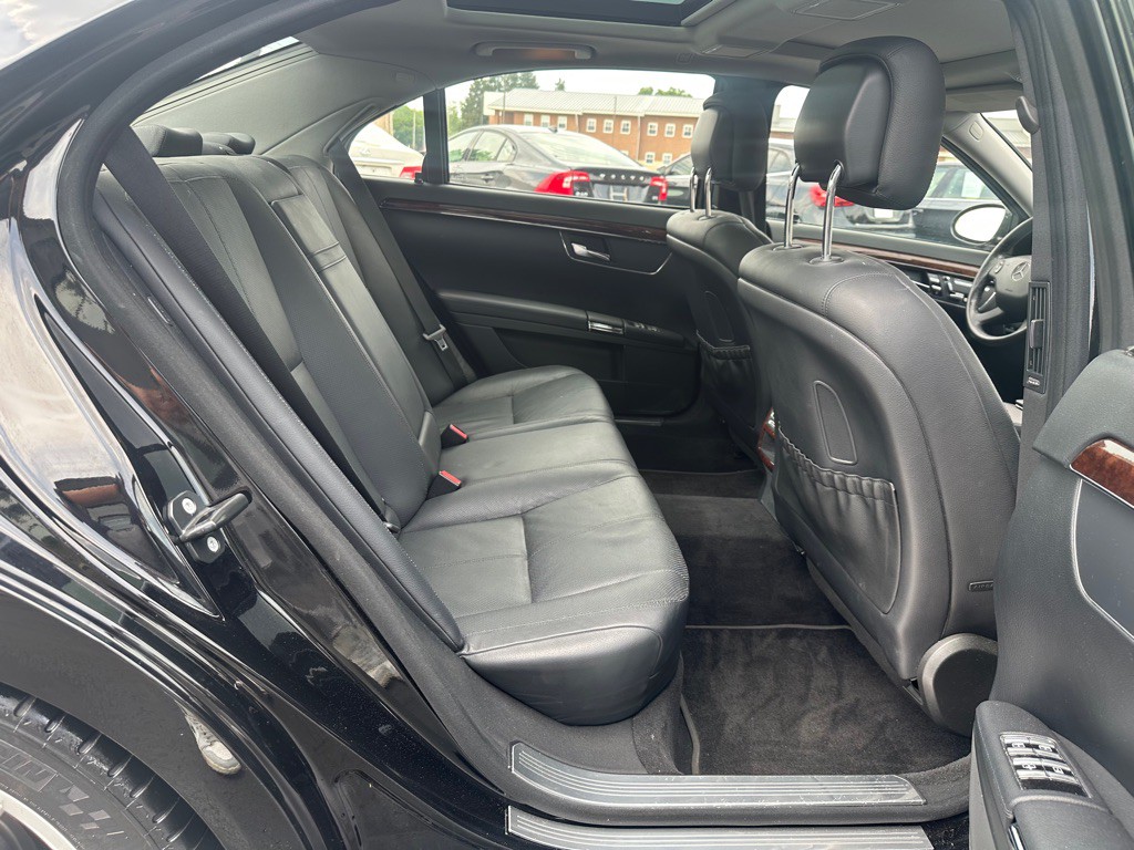 2007 Mercedes-Benz S-Class Image 15