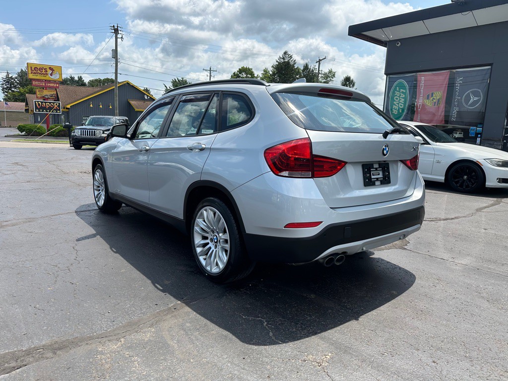 2015 BMW X1 Image 3