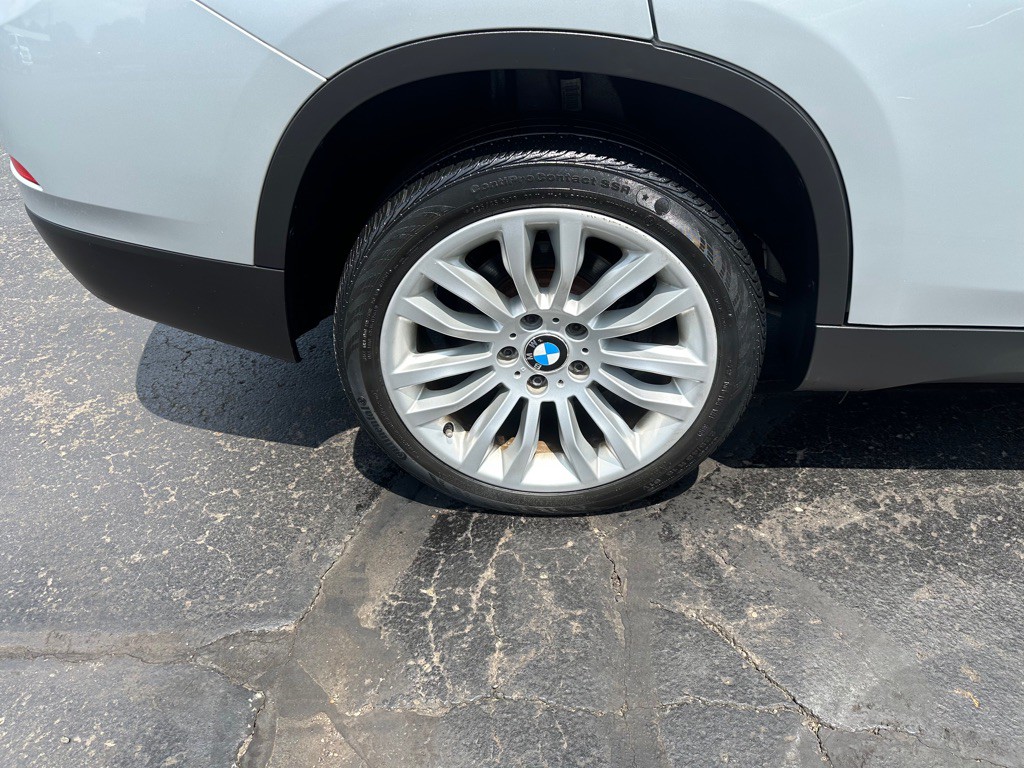 2015 BMW X1 Image 9