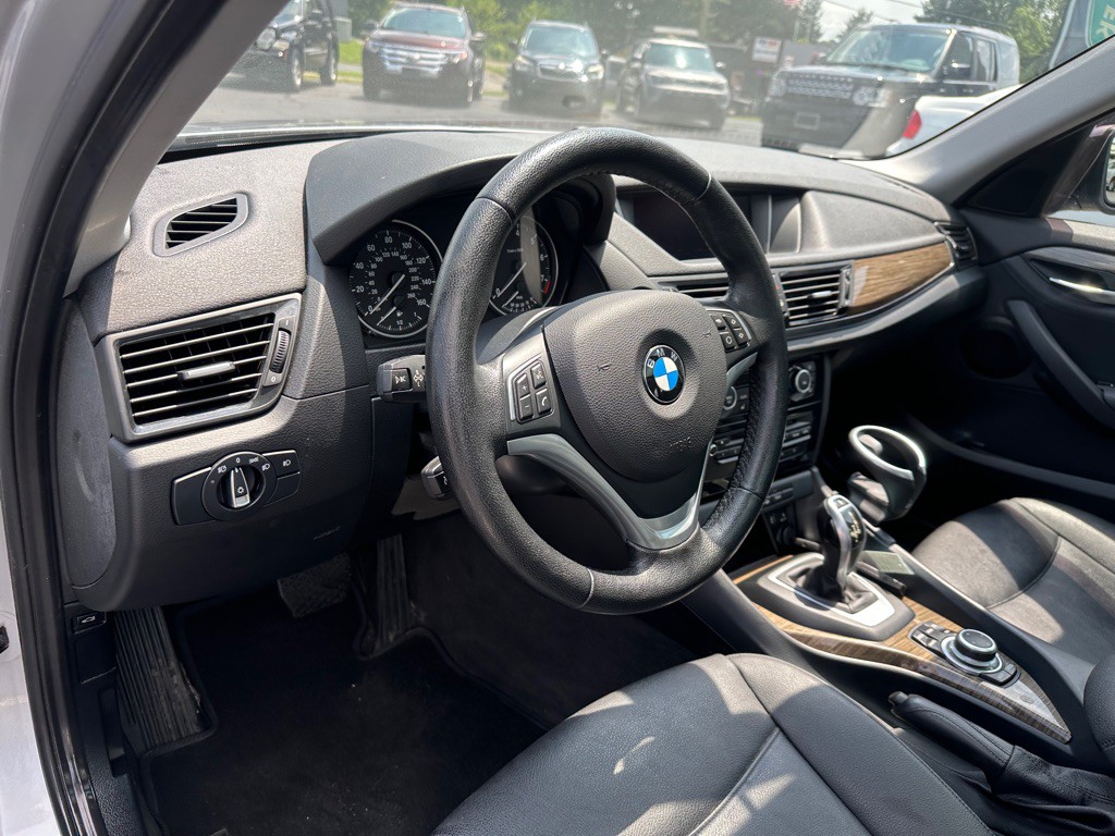2015 BMW X1 Image 13