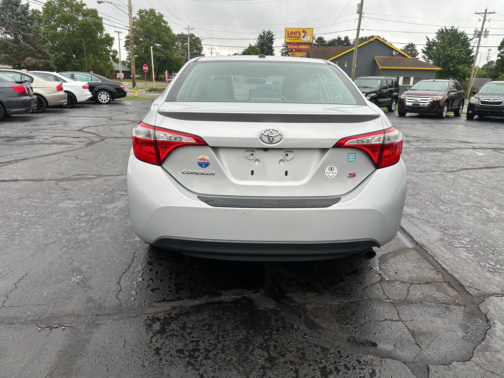 2014 Toyota Corolla Image 8