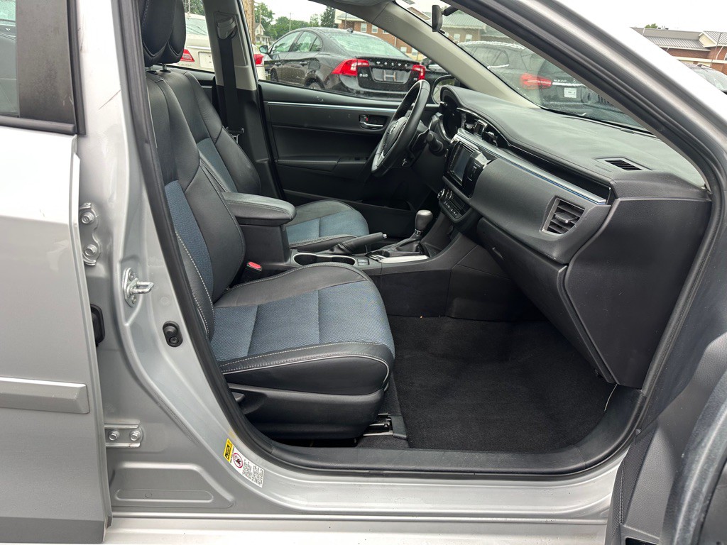 2014 Toyota Corolla Image 10