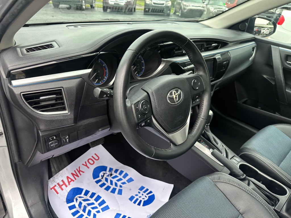 2014 Toyota Corolla Image 13