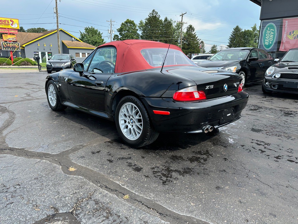 2000 BMW Z3 Image 3