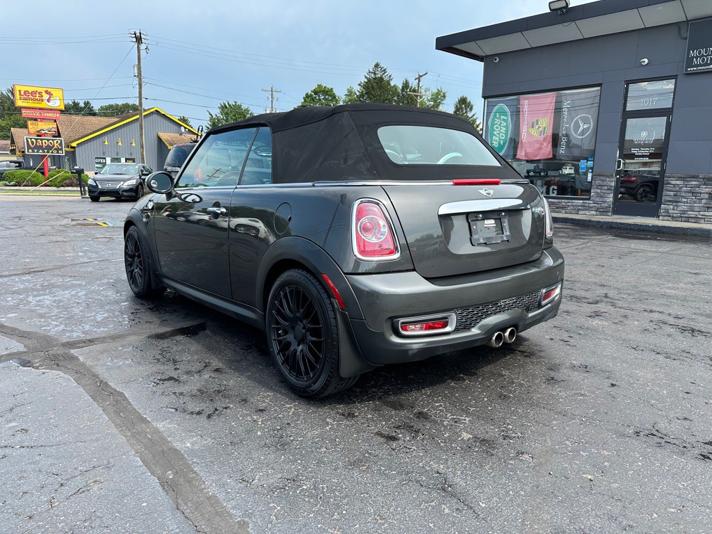2011 MINI Cooper Image 3