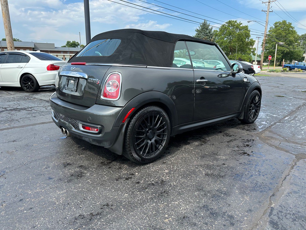 2011 MINI Cooper Image 6