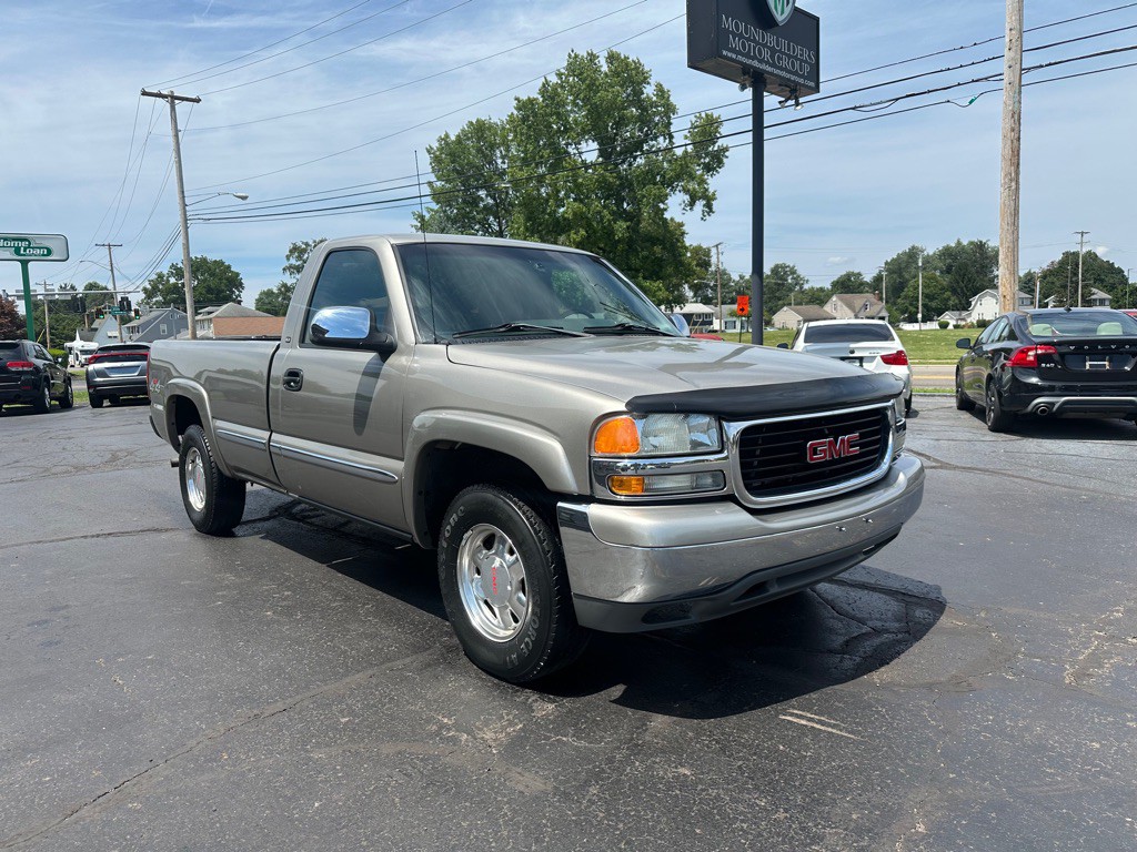 2002 GMC Sierra Image 4