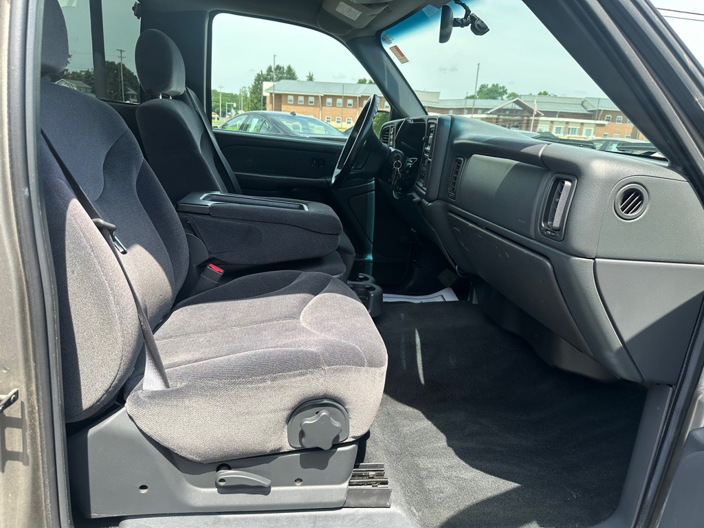 2002 GMC Sierra Image 10