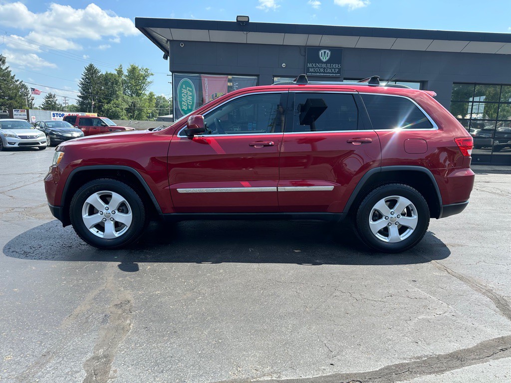 2013 Jeep Grand Cherokee Image 2