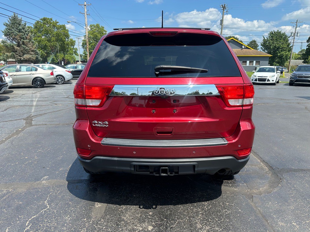 2013 Jeep Grand Cherokee Image 8