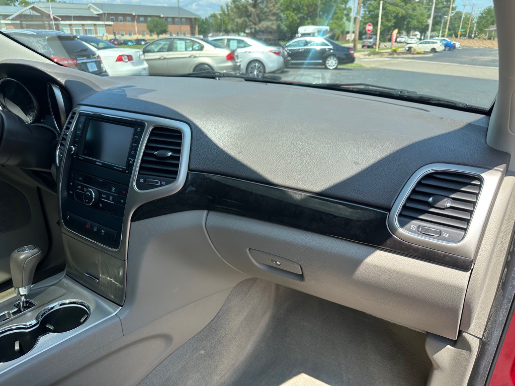2013 Jeep Grand Cherokee Image 11