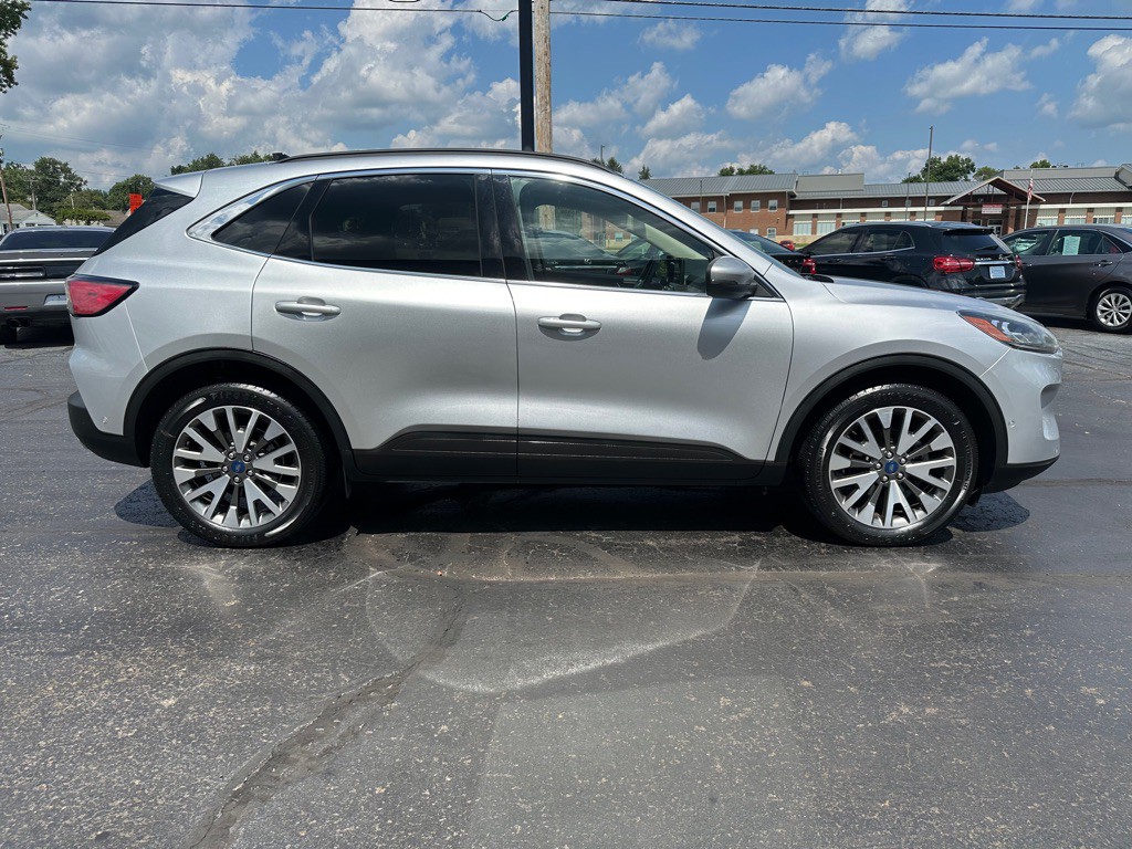 2020 Ford Escape Image 5