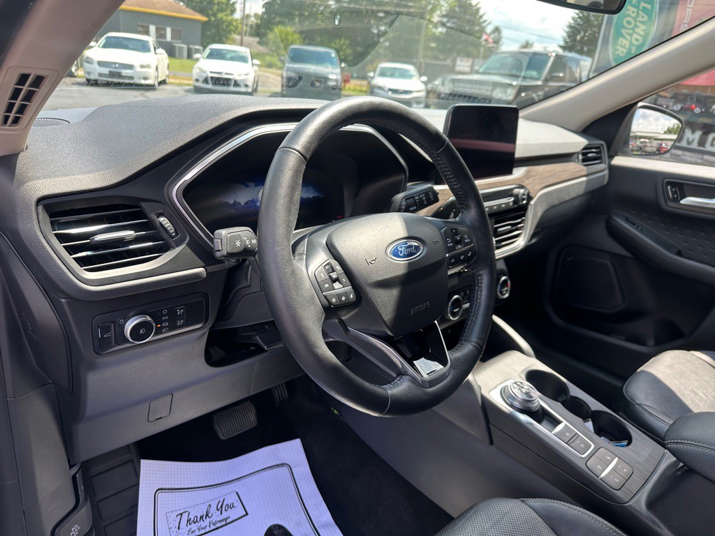 2020 Ford Escape Image 13