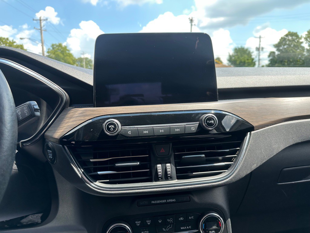 2020 Ford Escape Image 14