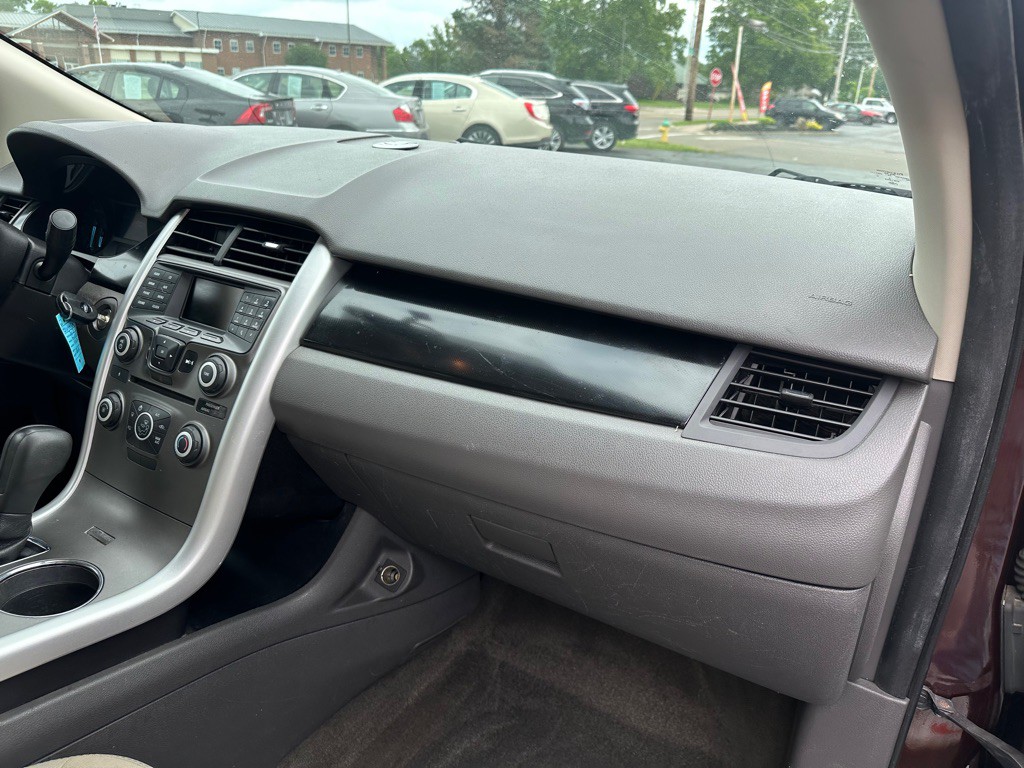 2012 Ford Edge Image 11