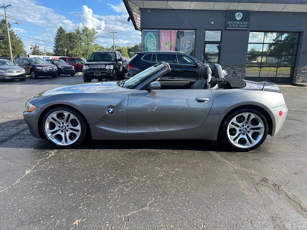 2003 BMW Z4 Image 2