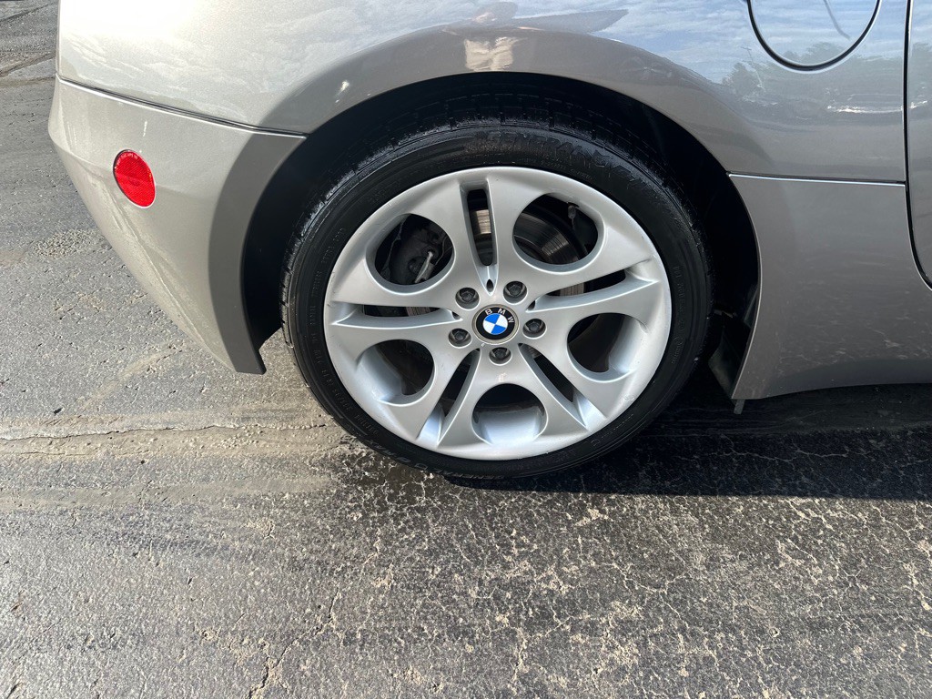 2003 BMW Z4 Image 9