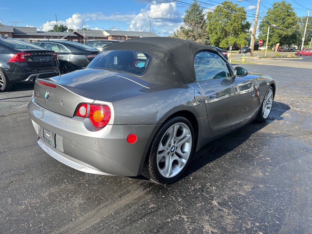 2003 BMW Z4 Image 20