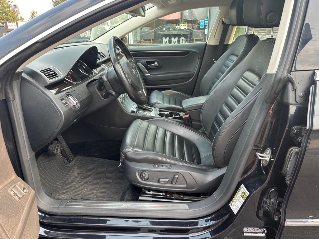 2014 Volkswagen CC Image 12