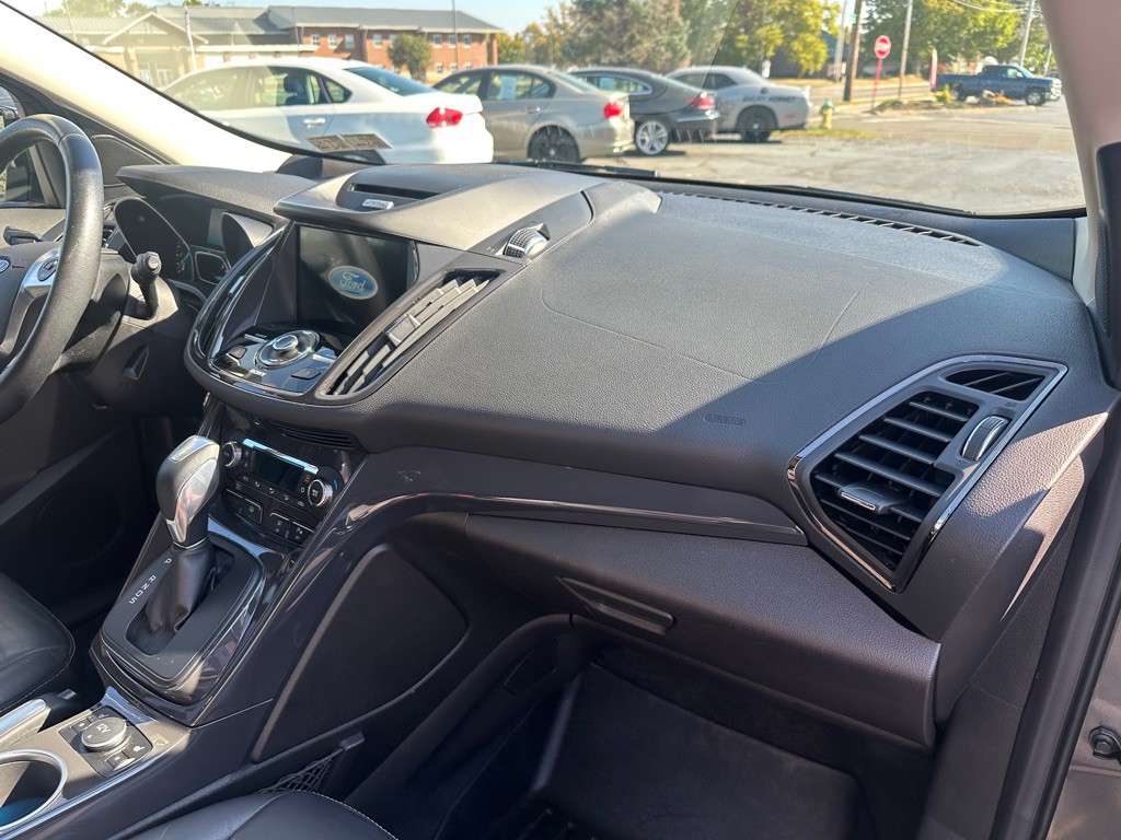 2016 Ford Escape Image 11
