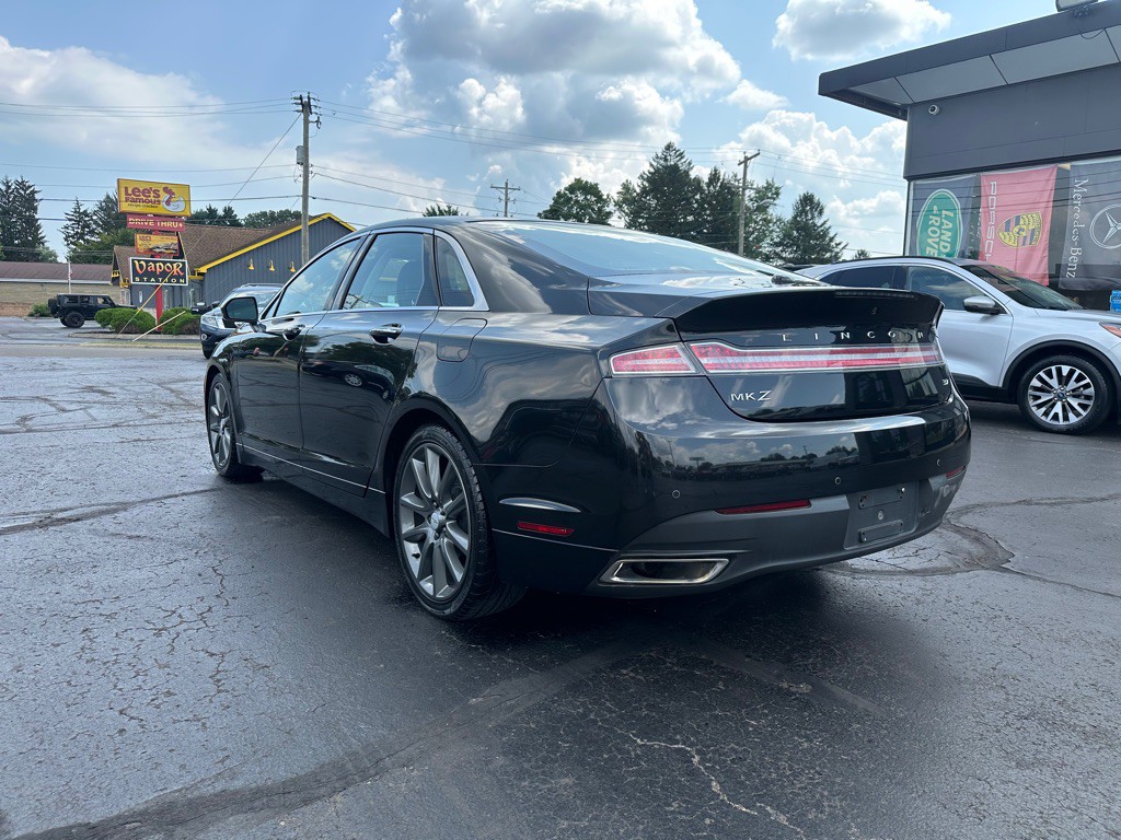 2013 Lincoln MKZ Image 3
