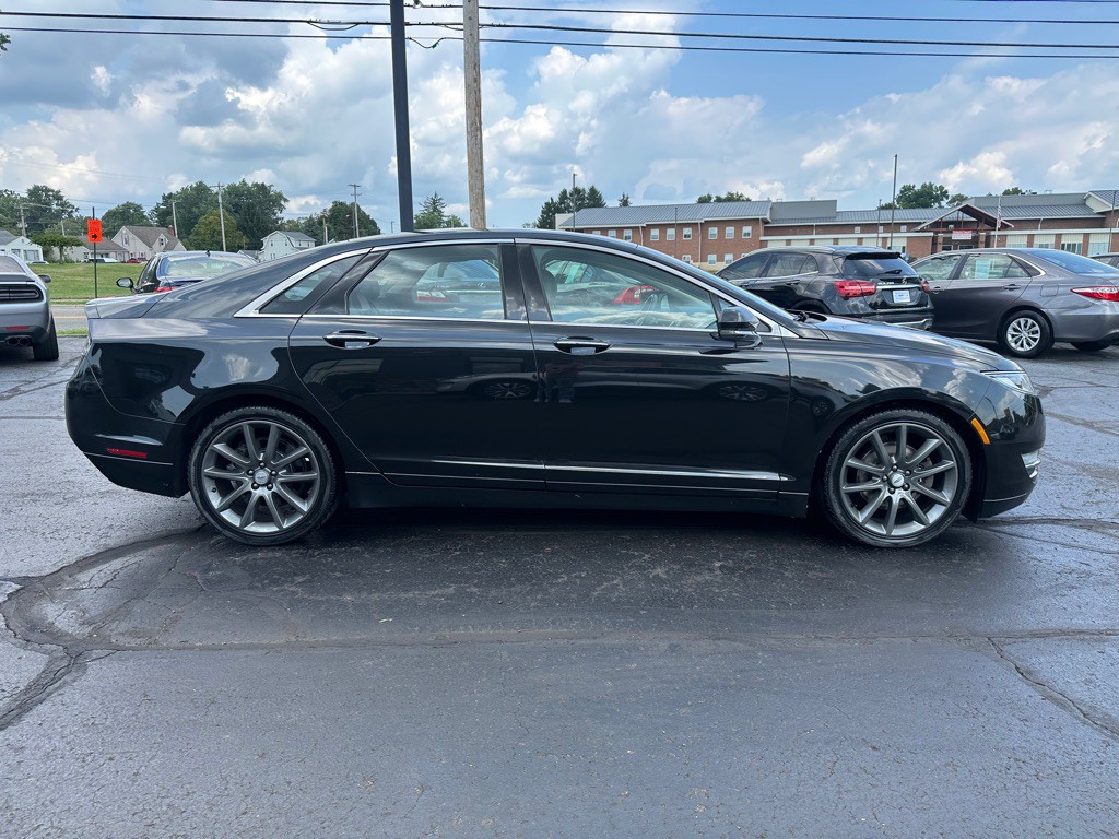 2013 Lincoln MKZ Image 5