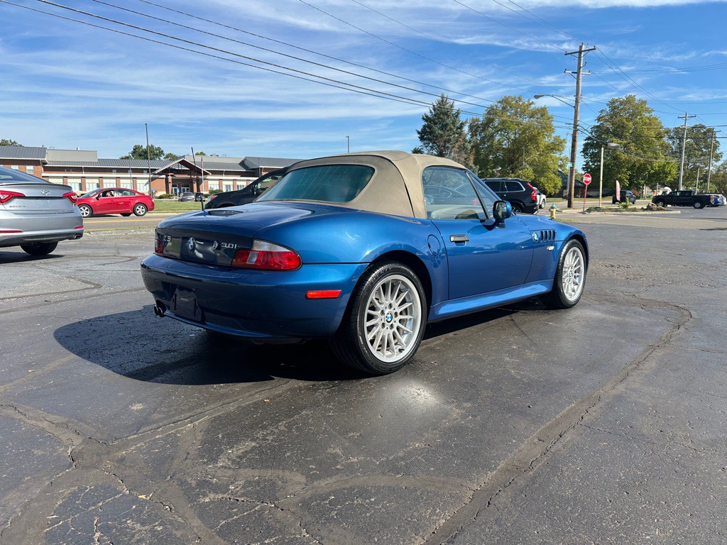 2001 BMW Z3 Image 6