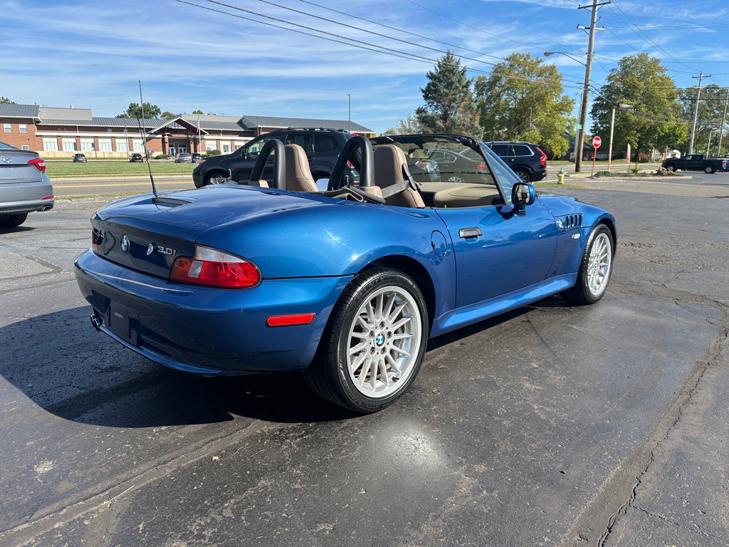 2001 BMW Z3 Image 18