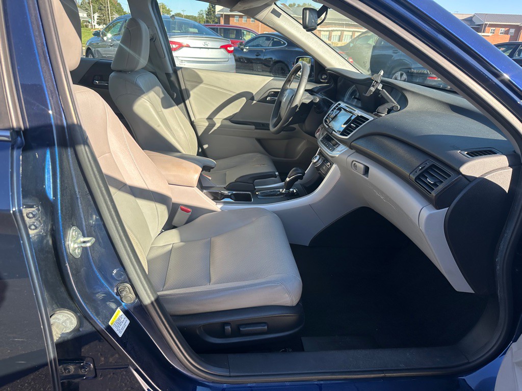 2014 Honda Accord Image 10