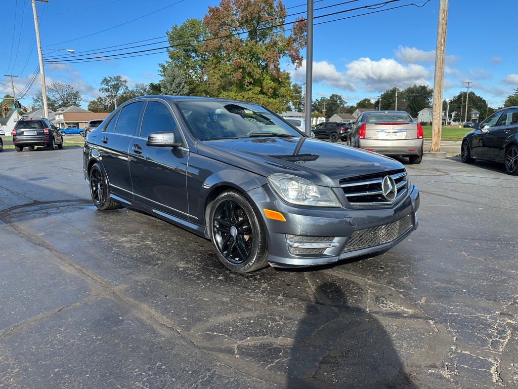 2014 Mercedes-Benz C-Class Image 4
