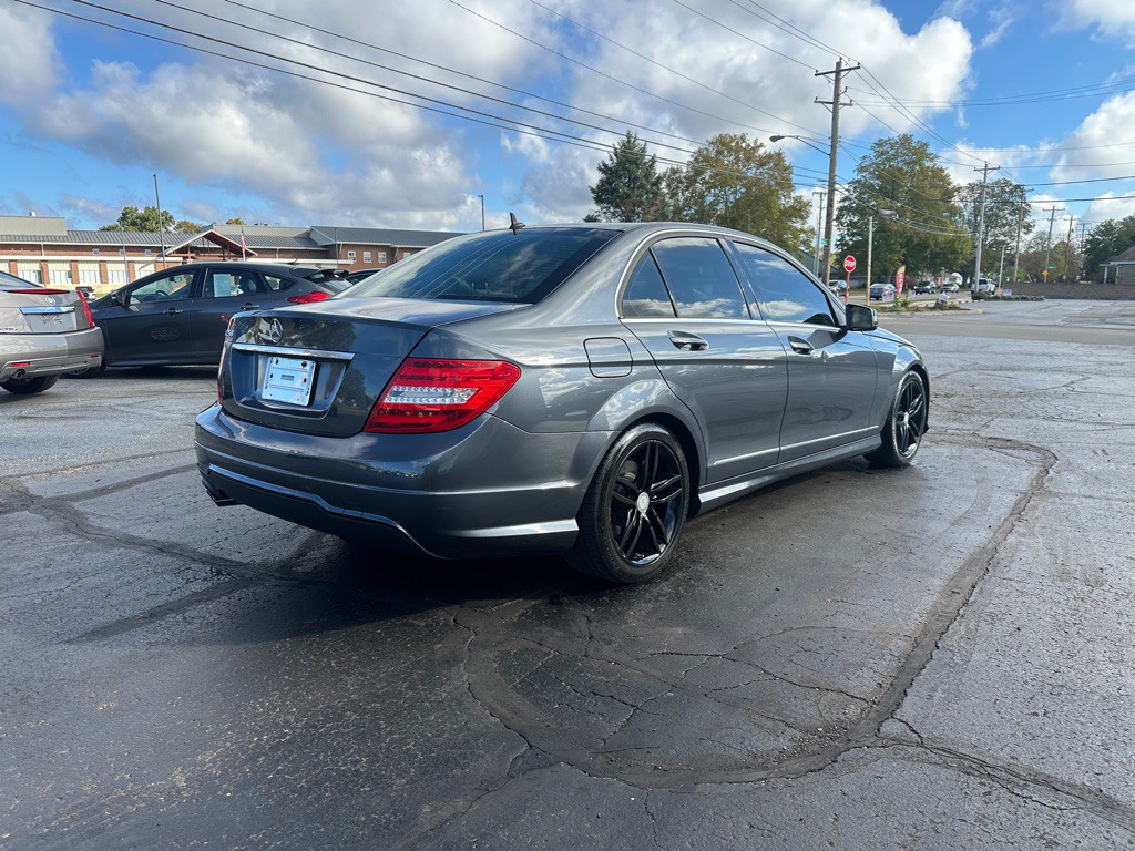 2014 Mercedes-Benz C-Class Image 6