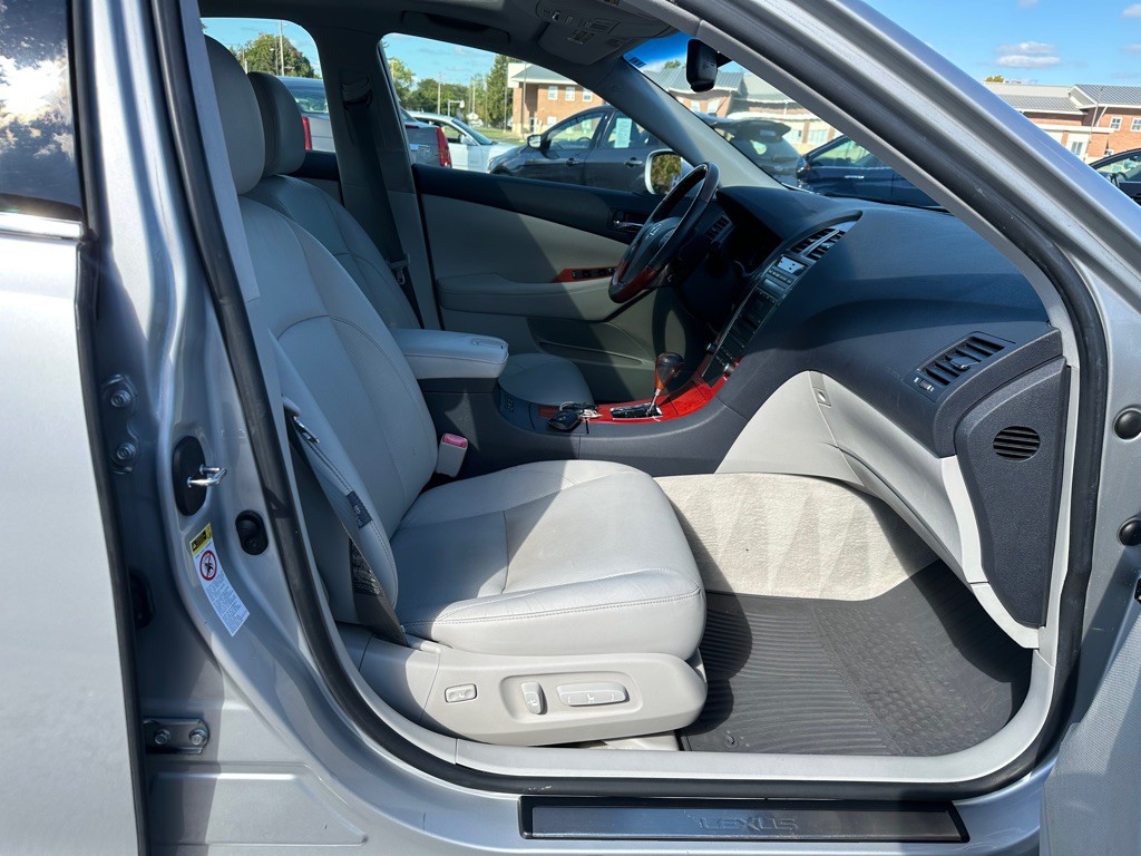 2008 Lexus ES 350 Image 10