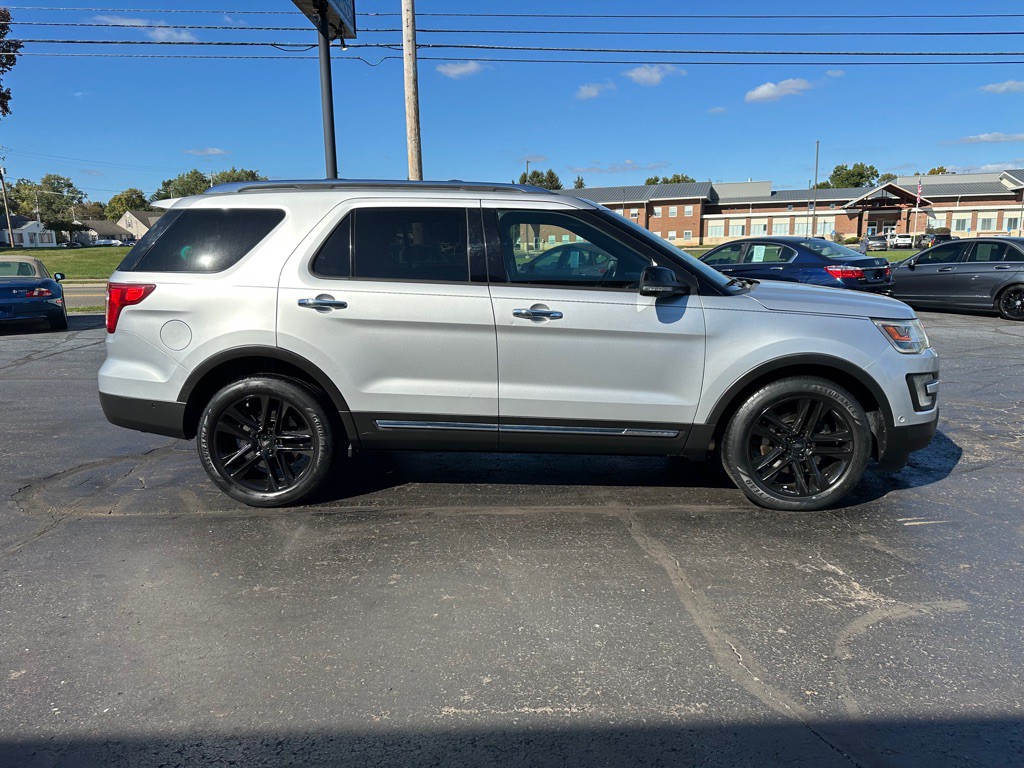 2016 Ford Explorer Image 5