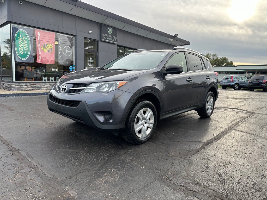 2015 Toyota Rav4 Image 1